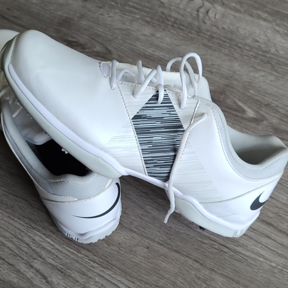 nike women's delight v golf shoes